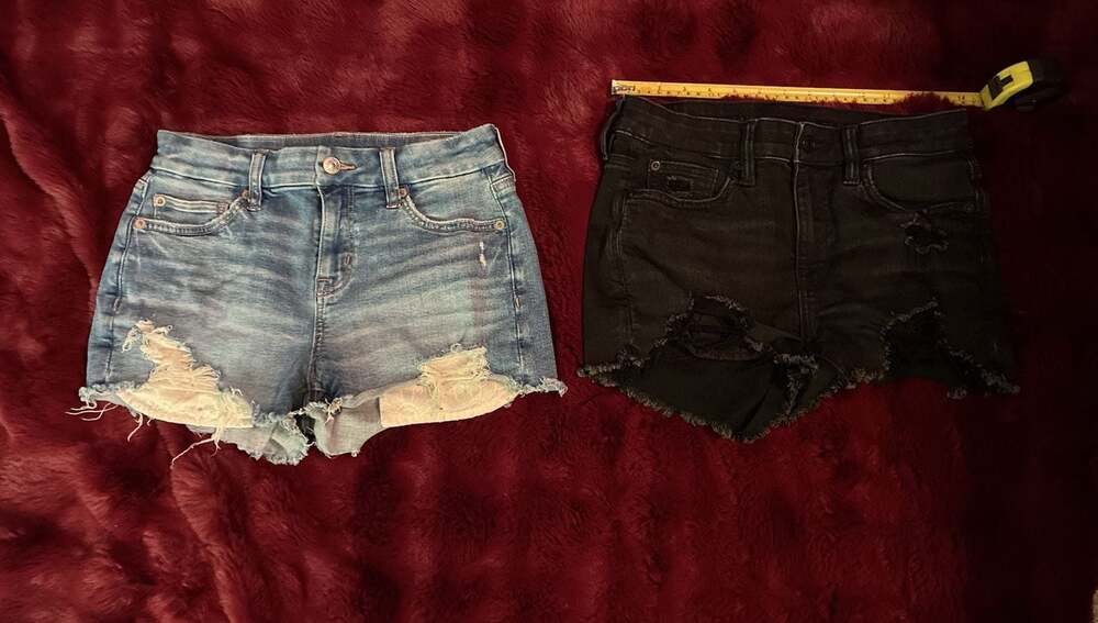 2 American Eagle Stretch Hi-Rise Shortie Distrd Denim Cutoff Shorts Sz 4 A568